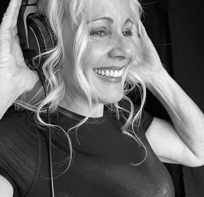 What to Know Before Booking a DJ for Your Private Event